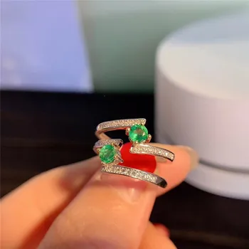 Nový módny prírodný emerald krúžok 4 mm * 4 mm skutočné emerald strieborný prsteň mincový striebro emerald zásnubný prsteň pre ženu