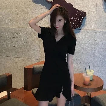 Kórejská Verzia Nepravidelný Slim V-Krku-Krátke Rukávy Farbou Vysoký Pás Taška Hip Rozstrapatené Asymetrické Šaty