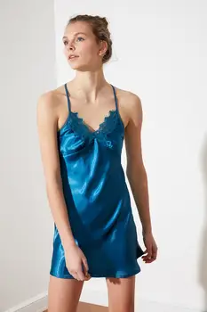 Trendyol Čipky Detail Satin Nightgown THMSS21GC0014