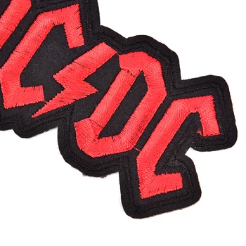 Červené Písmeno AC DC Patch Šitie Na Vyšívané Nášivka Škvrny Oblečenie Nálepky DIY Oblečenie Príslušenstvo.