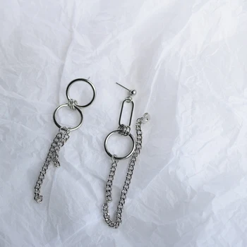 Najnovšie minimalistický punk strapec Vintage náušnice reťazca asymetrické kolo geometrické ucho klipy ženy, dievčatá módne šperky darček